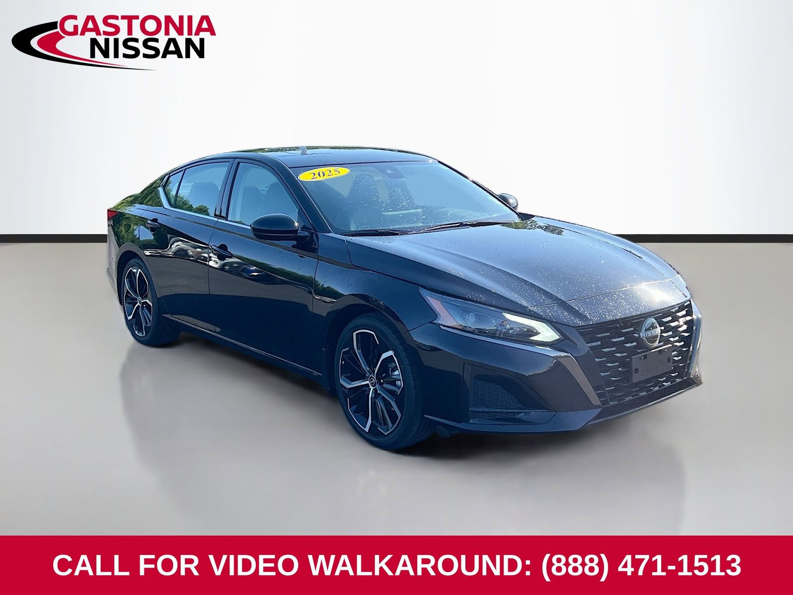 Used 2024 Nissan Altima 2.5 SR w/ SR Premium Package FWD image 1