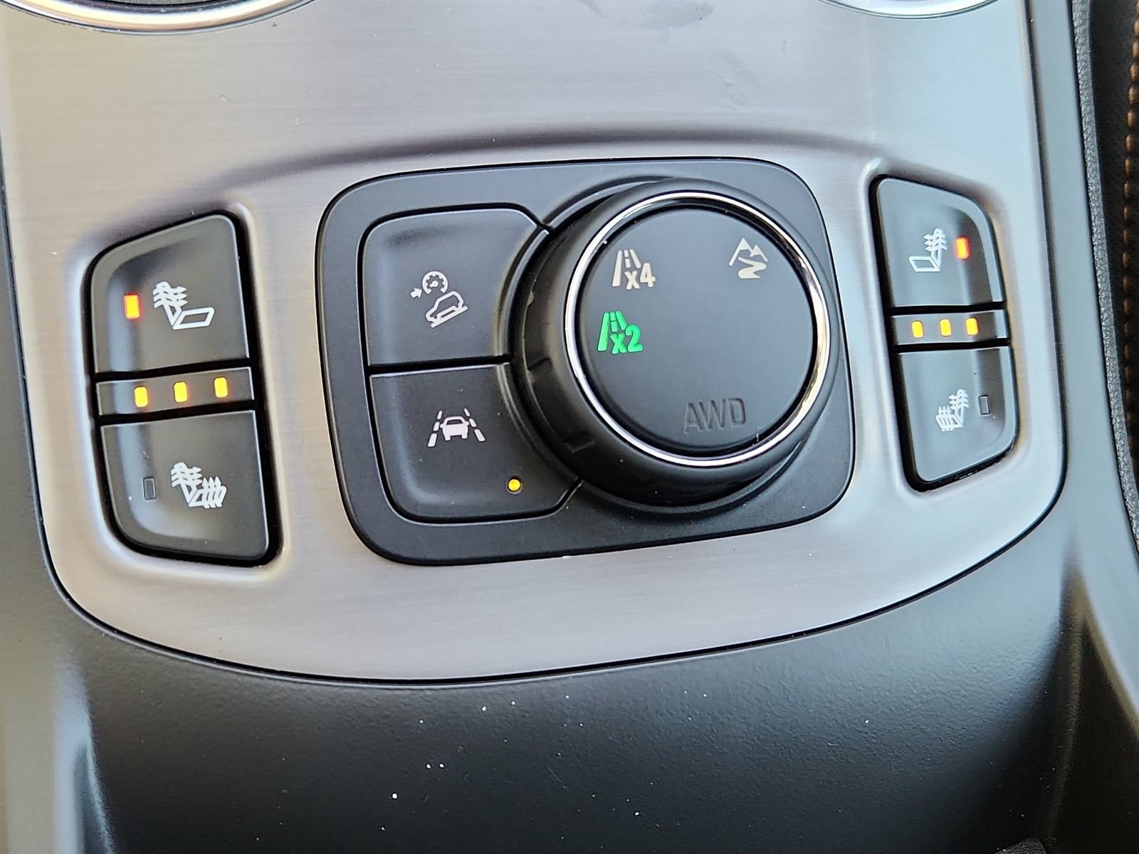 Used 2024 GMC Terrain AT4 AWD/4WD image 20