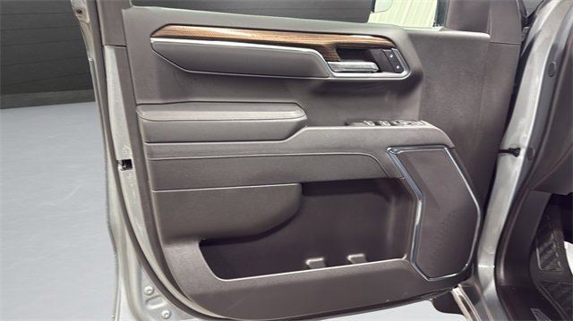 Used 2025 Chevrolet Silverado 1500 LT w/ Z71 Off-Road Package image 25