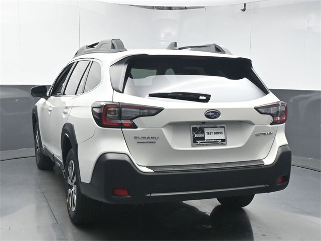 New 2025 Subaru Outback Premium image 6