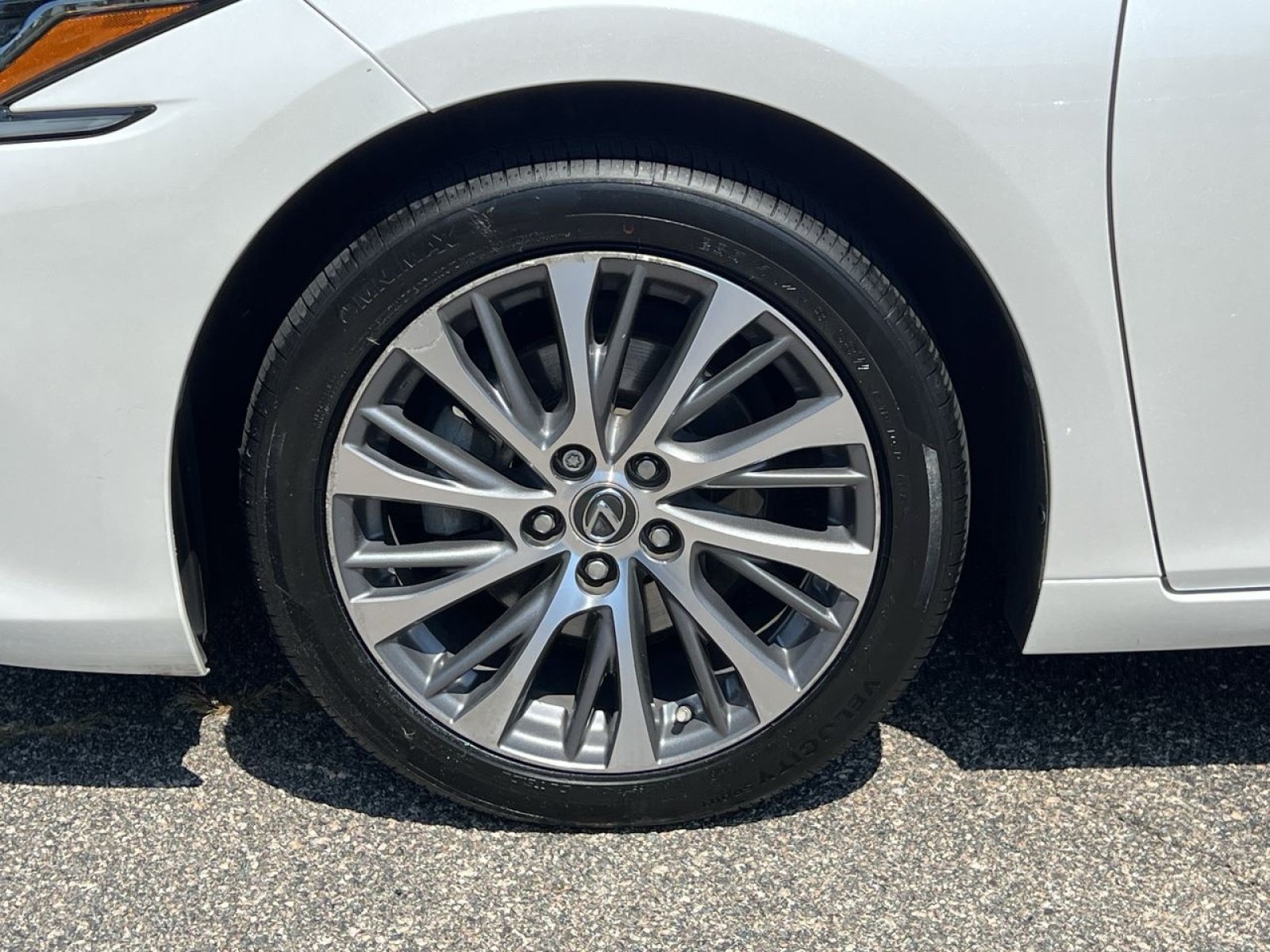 Used 2021 Lexus ES 250 w/ Premium Package AWD/4WD image 9