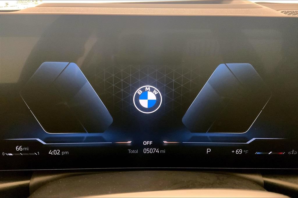 Used 2025 BMW 330i xDrive Sedan w/ Premium Package AWD/4WD image 20