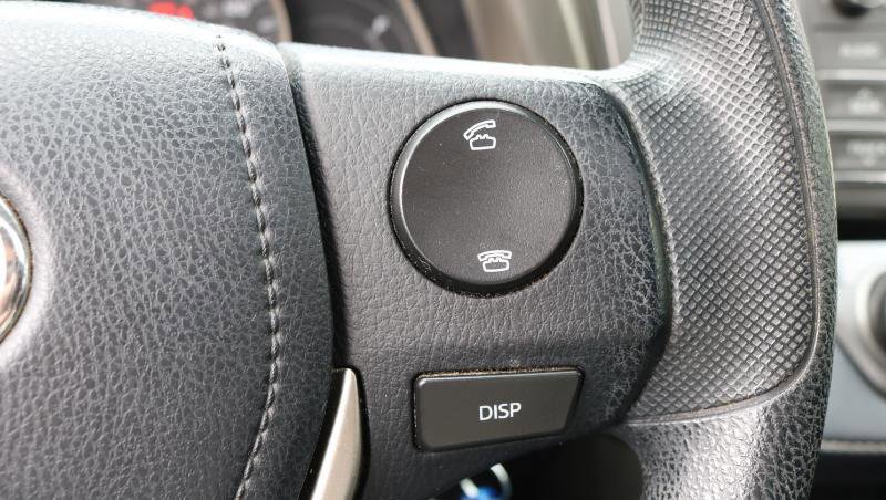 Used 2013 Toyota RAV4 XLE AWD/4WD image 10