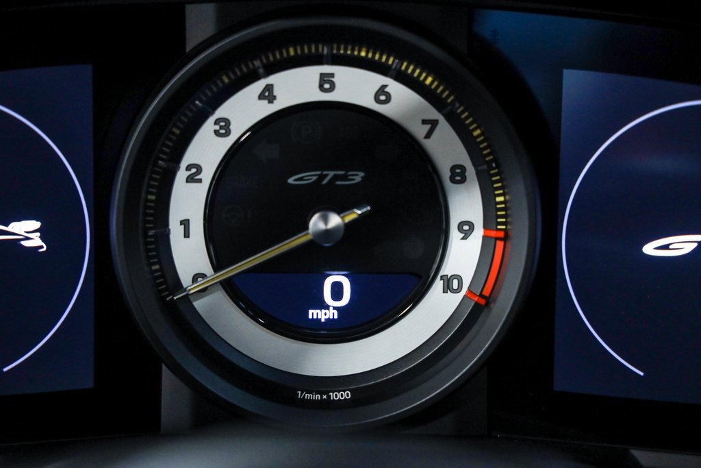 Used 2022 Porsche 911 GT3 image 41