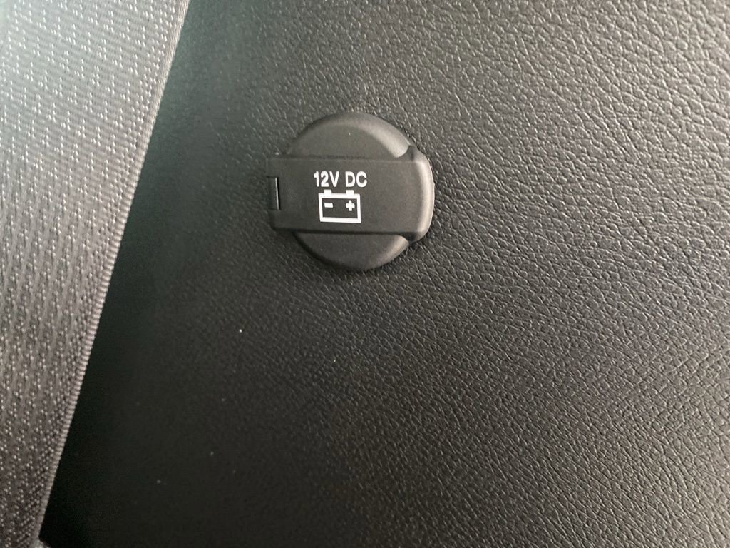 New 2026 Chrysler Voyager LX image 19