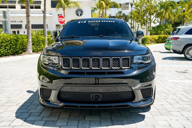 Used 2018 Jeep Grand Cherokee Trackhawk AWD/4WD image 4