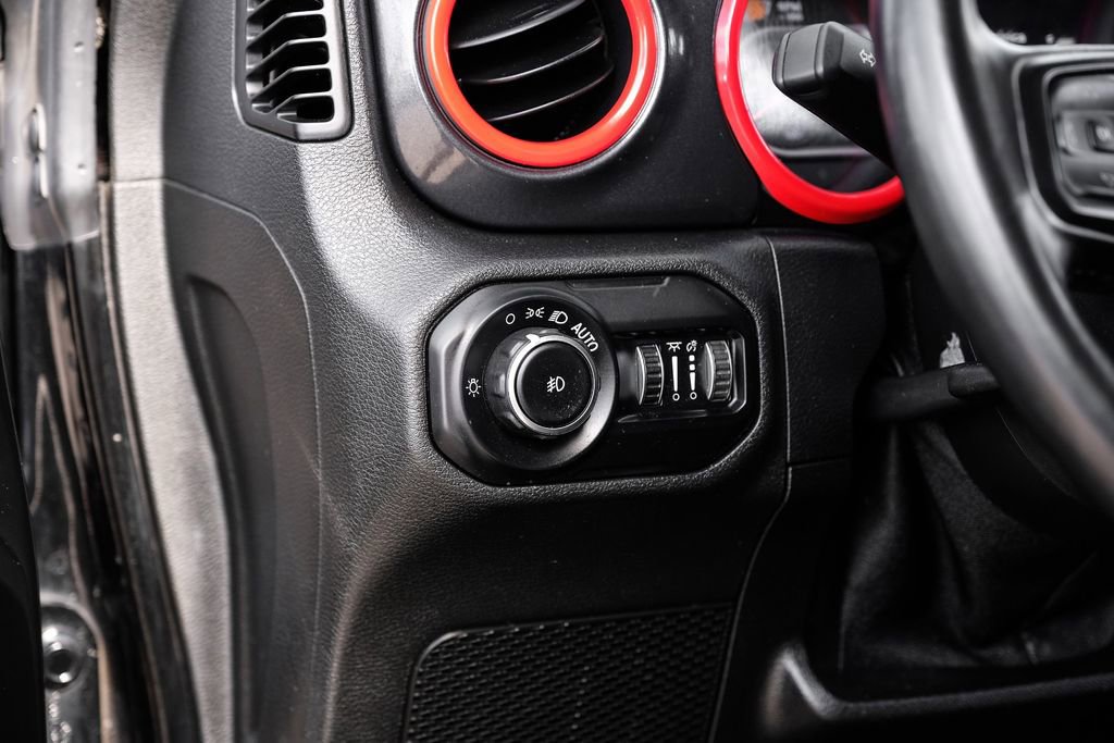 Used 2021 Jeep Wrangler Unlimited Sport image 28
