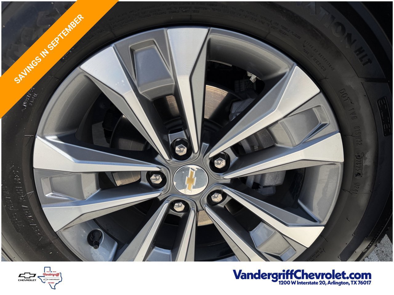 Certified 2026 Chevrolet Equinox LT FWD image 9