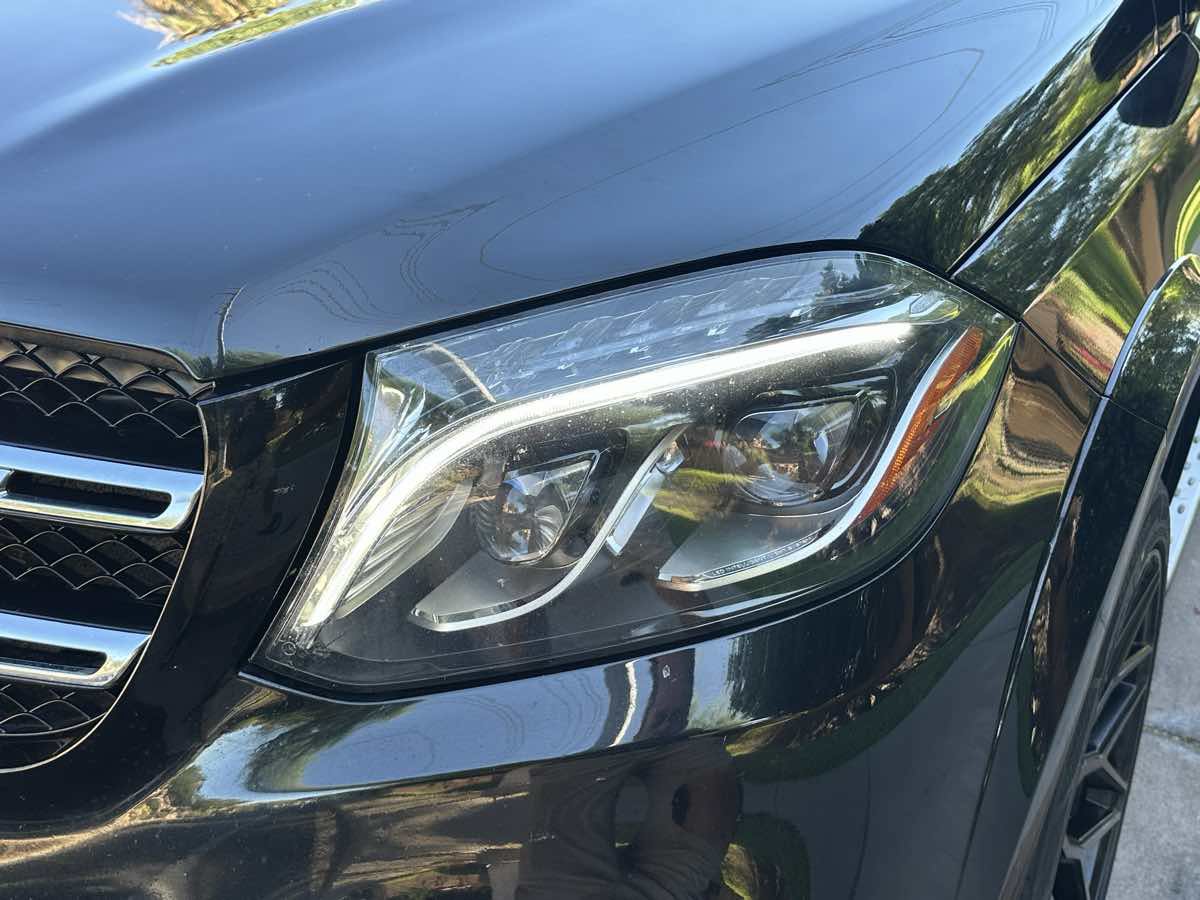 Used 2018 Mercedes-Benz GLS 550 4MATIC w/ Driver Assistance Package image 61