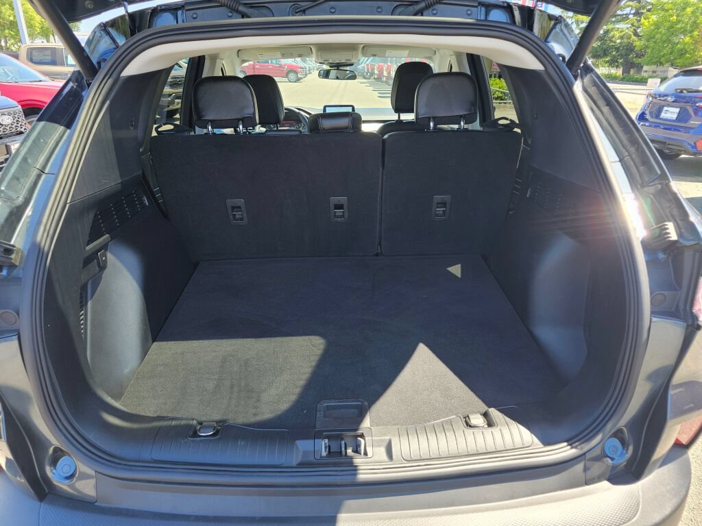 Used 2022 Ford Escape SEL FWD image 10