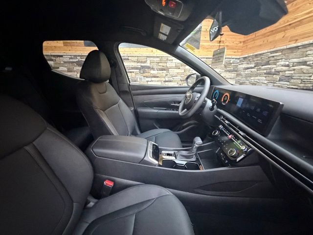 Used 2026 Hyundai Santa Cruz SEL AWD/4WD image 16