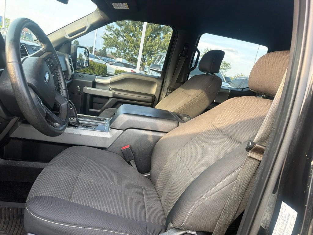 Used 2015 Ford F150 XLT w/ Equipment Group 301A Mid AWD/4WD image 3