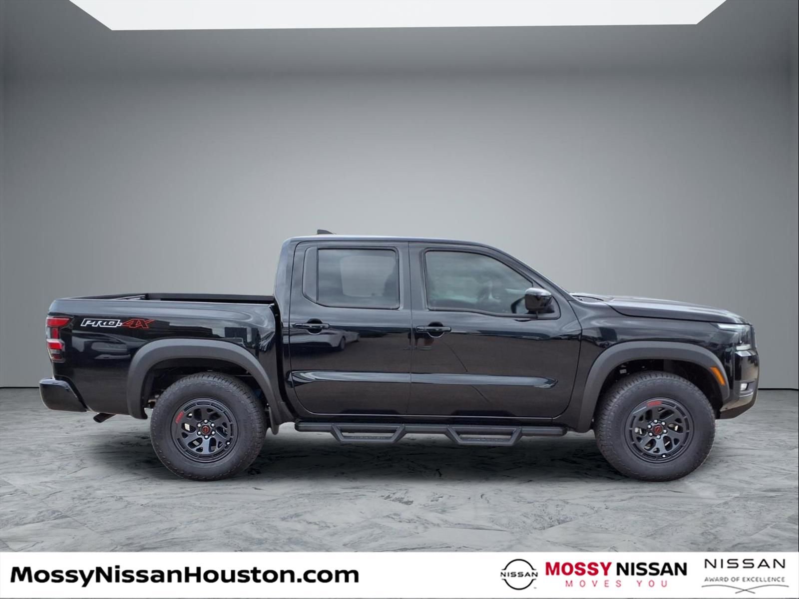 New 2026 Nissan Frontier PRO-4X w/ Tow Package image 7