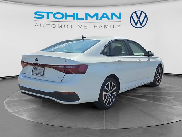 New 2027 Volkswagen Jetta SE FWD image 5