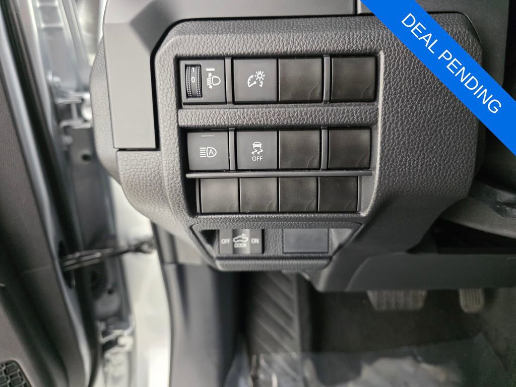 Used 2024 Toyota Tacoma SR AWD/4WD image 23