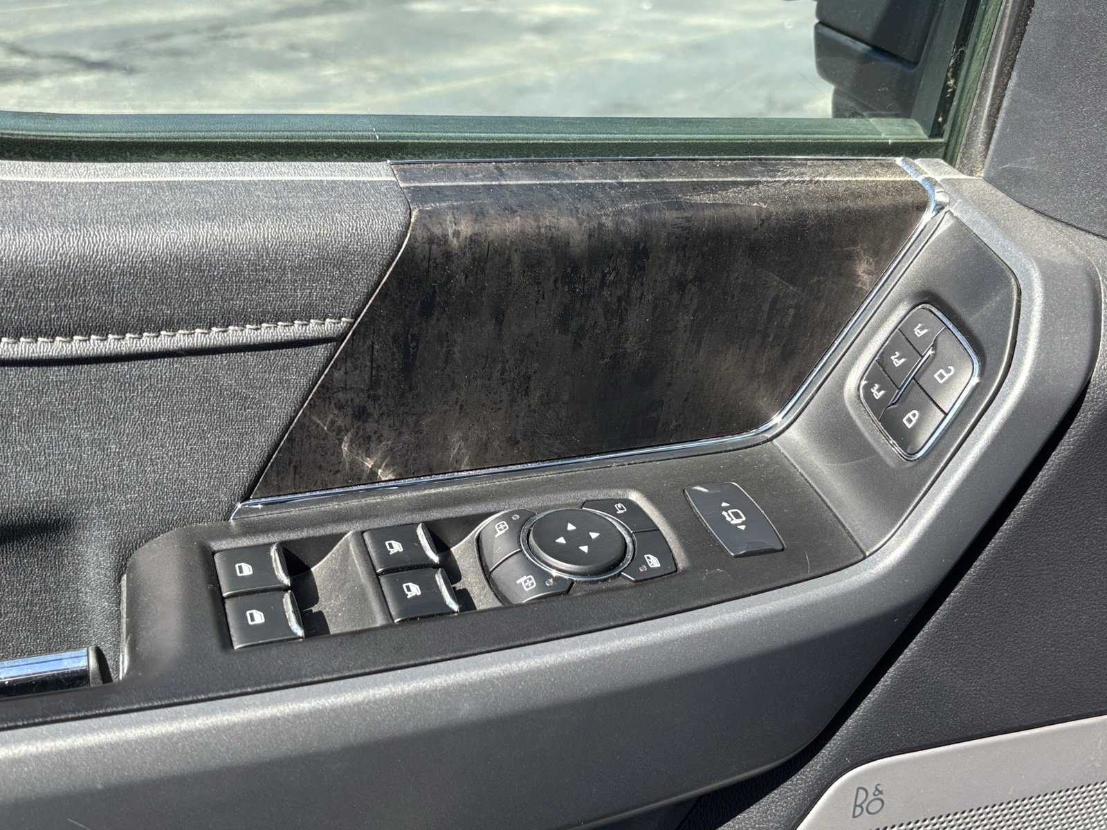 Used 2024 Ford F450 Lariat w/ Camper Package image 18