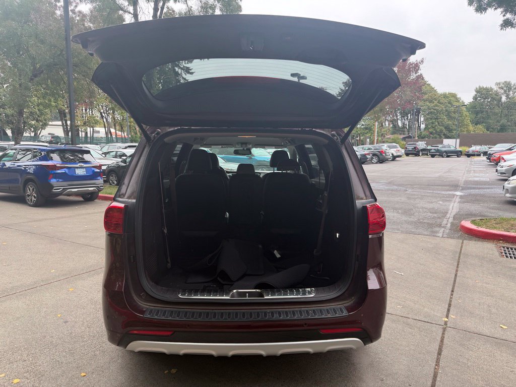 Used 2018 Kia Sedona SX Limited FWD image 19