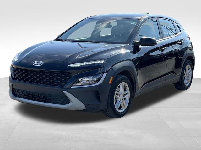 Used 2023 Hyundai Kona SE w/ Cargo Package image 3