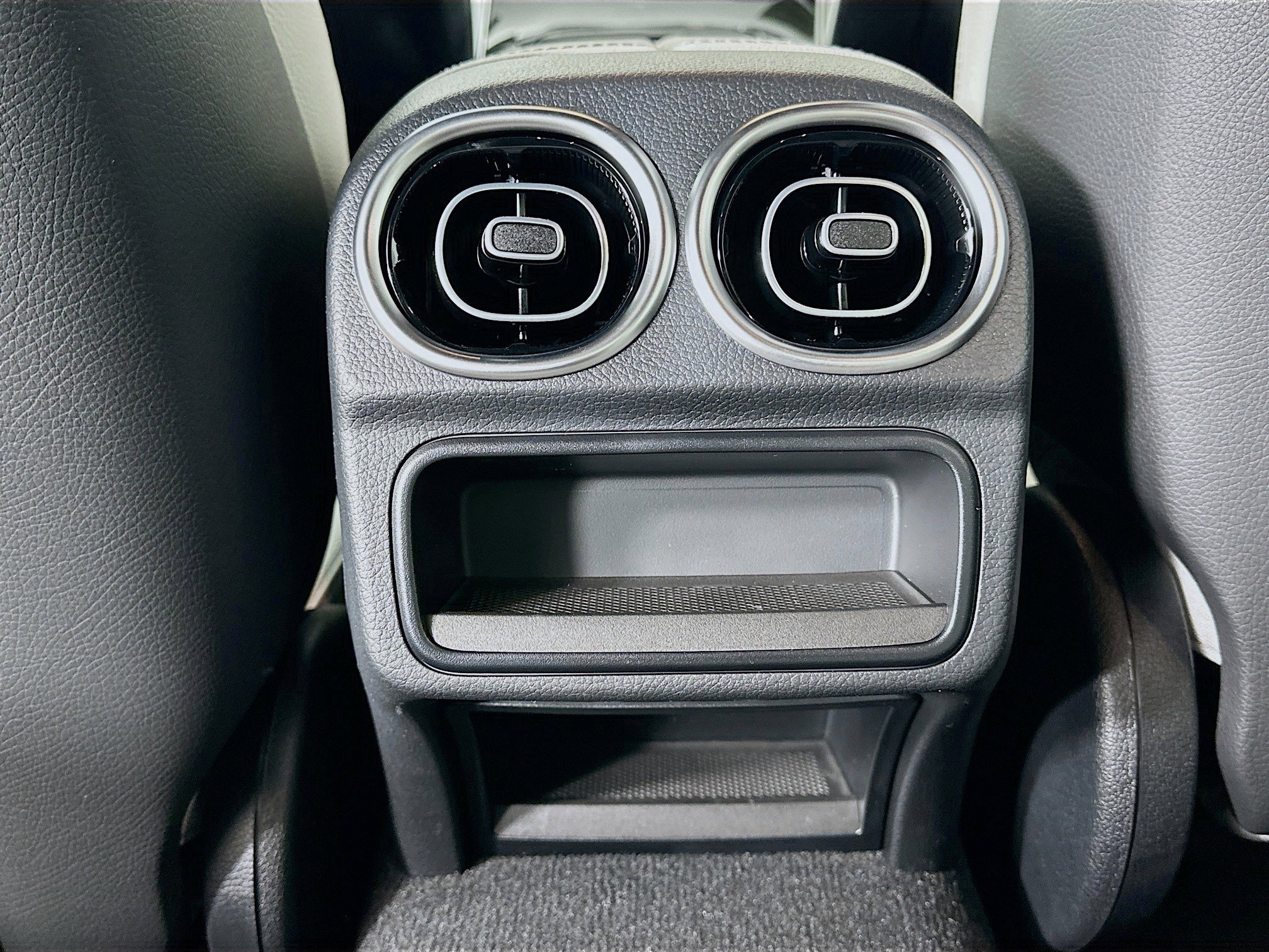 Used 2026 Mercedes-Benz C 300 4MATIC Sedan image 33