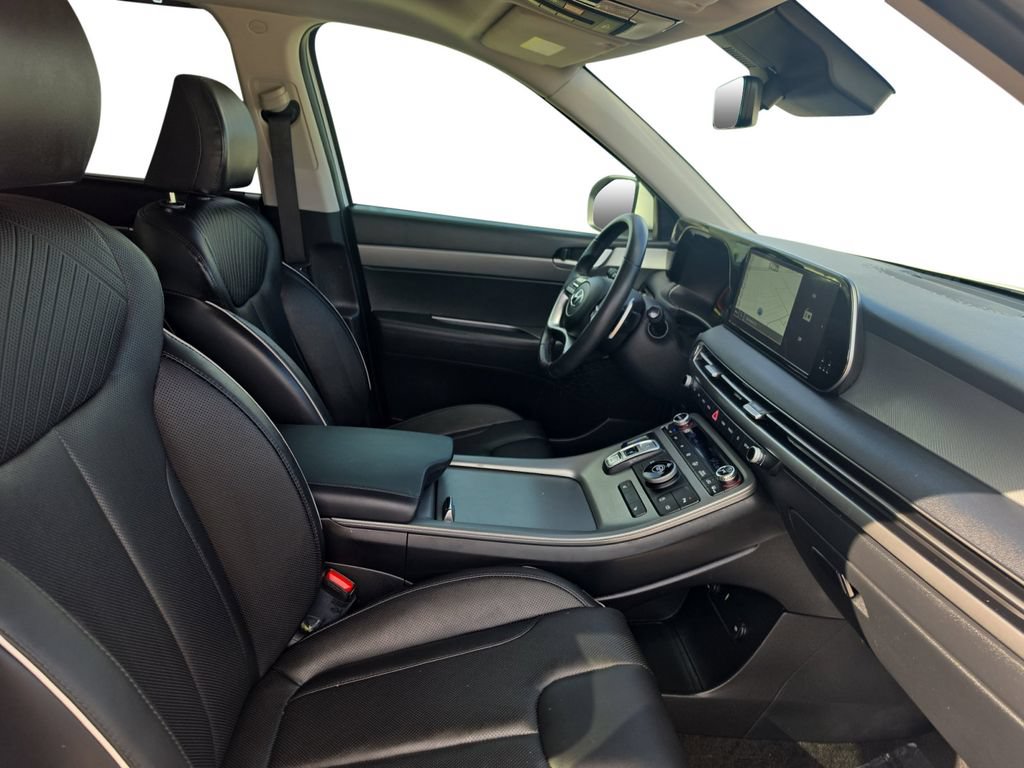 Certified 2025 Hyundai Palisade XRT FWD image 18