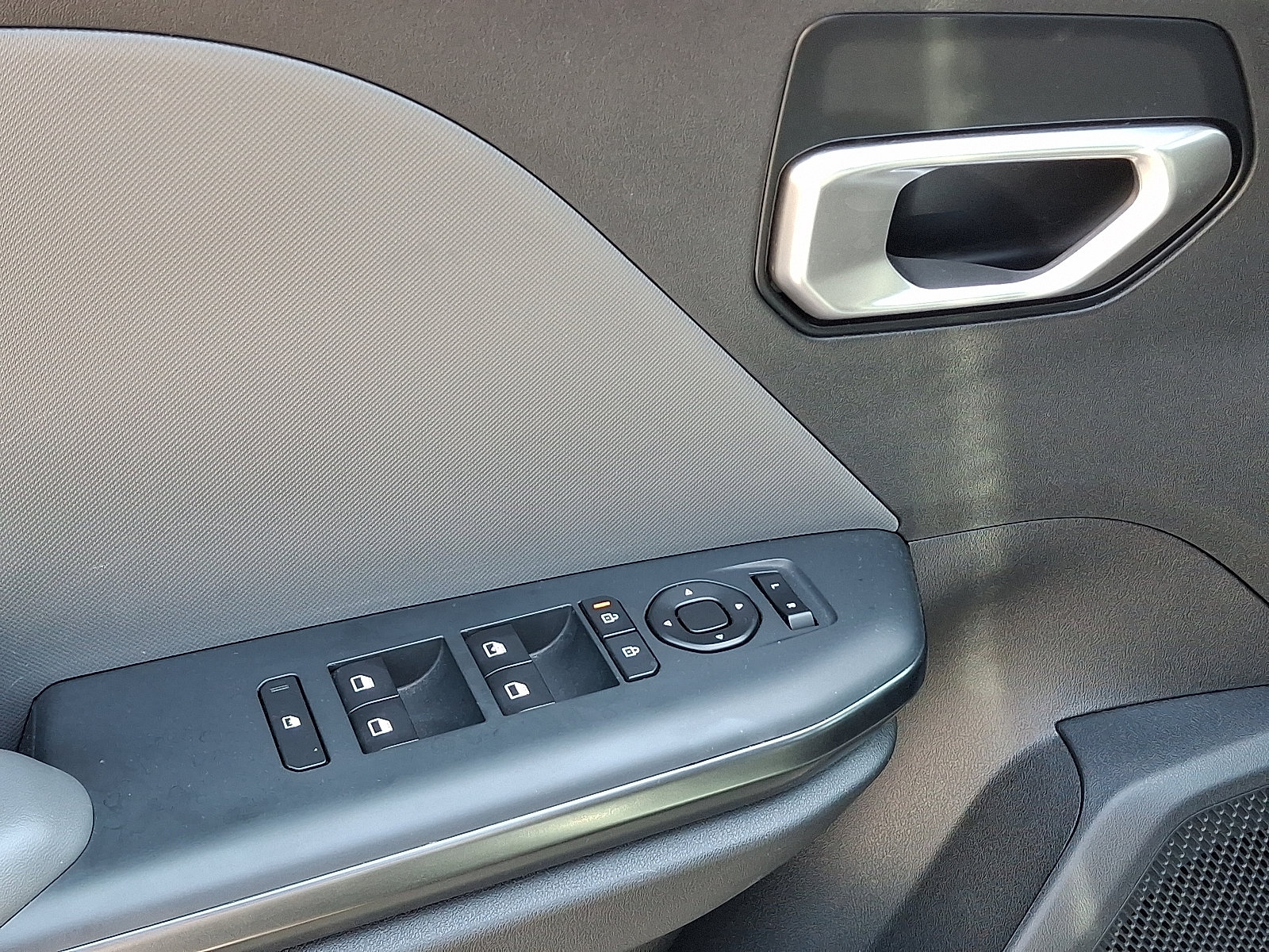 Used 2025 Kia K4 FWD image 12