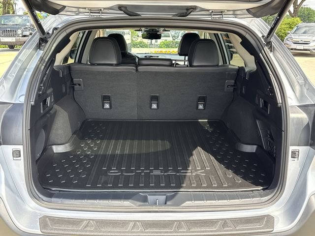 Used 2025 Subaru Outback Touring image 13