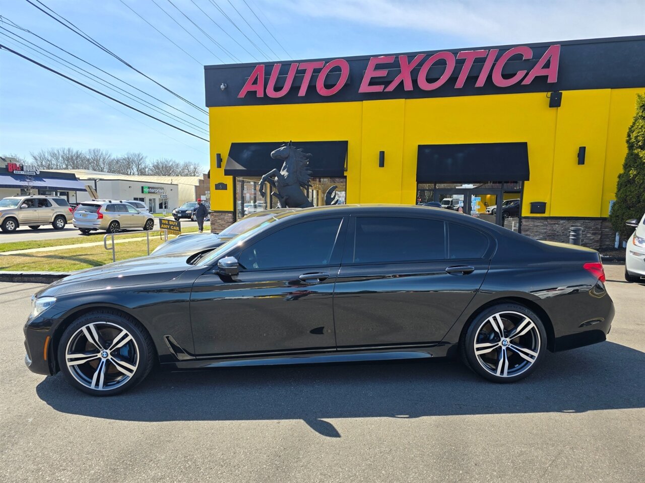 Used 2016 BMW 750i xDrive image 26