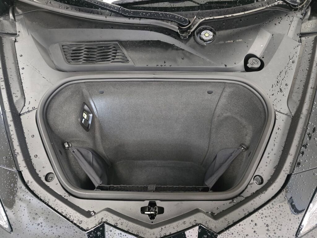 Used 2024 Chevrolet Corvette Stingray image 11