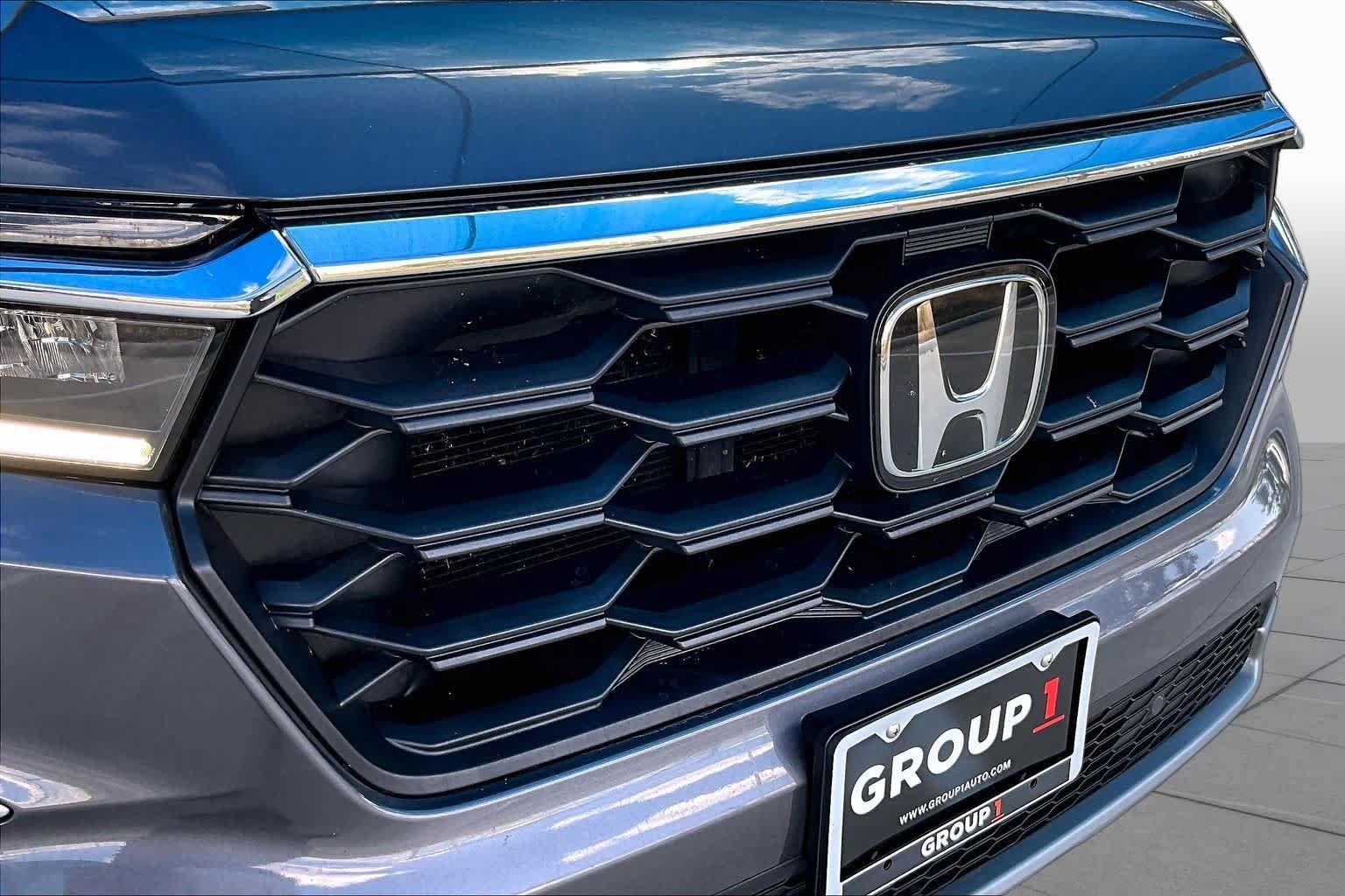 Used 2025 Honda Pilot EX-L image 29