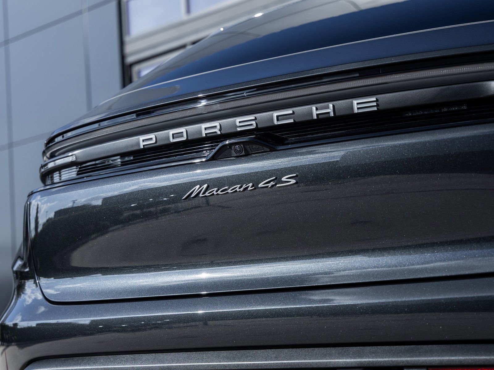 New 2025 Porsche Macan 4S Electric image 15
