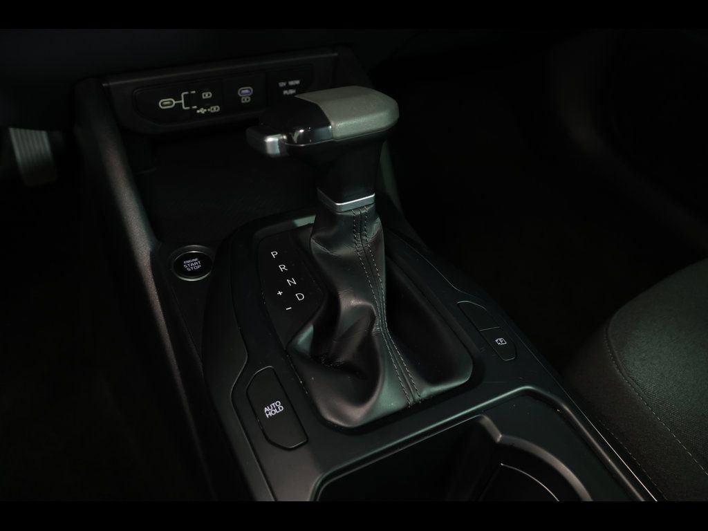 Used 2025 Kia K4 LXS image 25