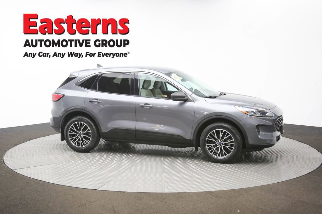 Used 2022 Ford Escape SE w/ Cold Weather Package image 44