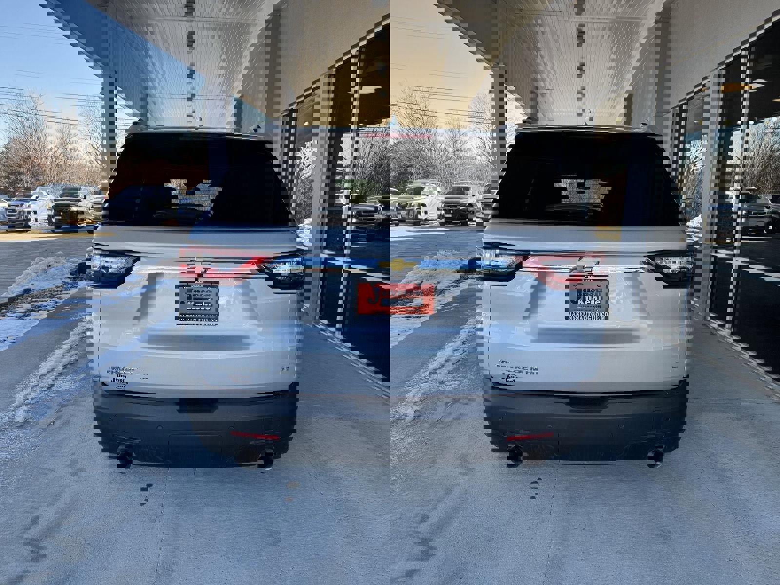 Used 2020 Chevrolet Traverse LT w/ LPO, Cargo Package image 6