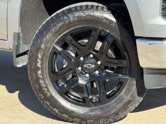 Used 2025 Chevrolet Silverado 1500 W/T w/ WT Safety Package image 28