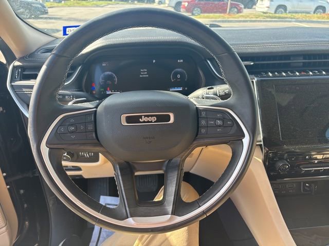 Used 2022 Jeep Grand Cherokee Limited w/ Luxury Tech Group II image 35