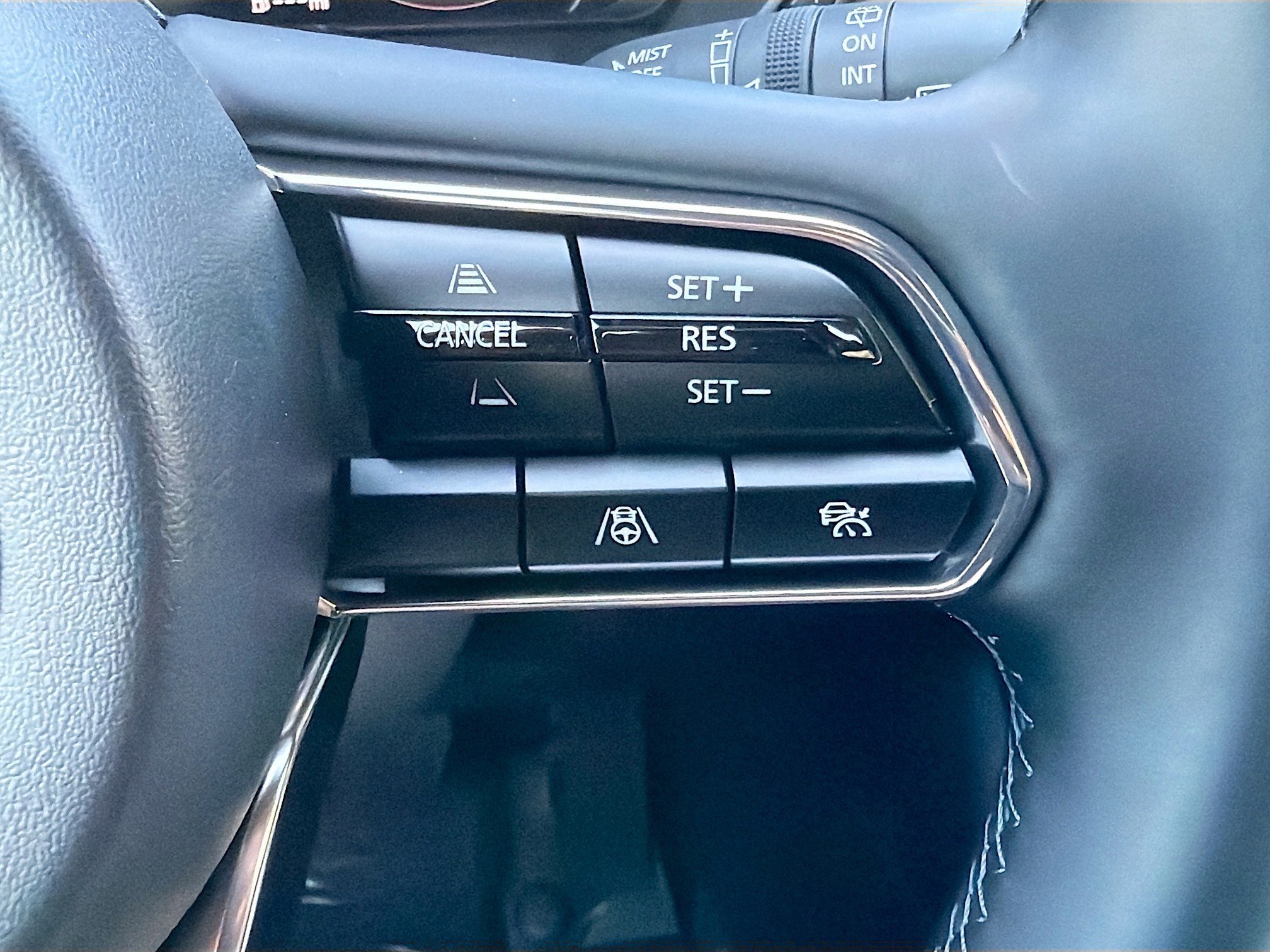 New 2026 MAZDA CX-70 3.3 Turbo w/ Premium Plus Pkg image 38