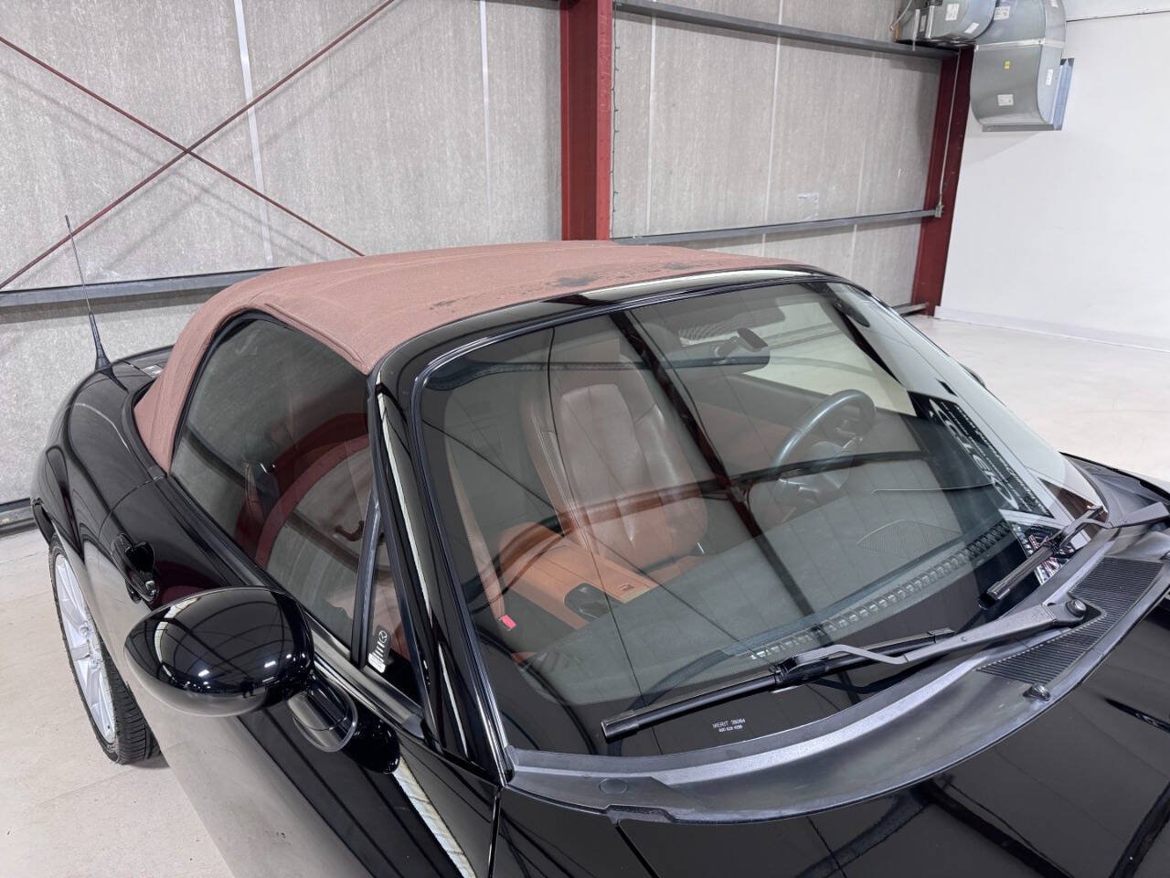 Used 2006 MAZDA MX-5 Miata Grand Touring RWD image 26