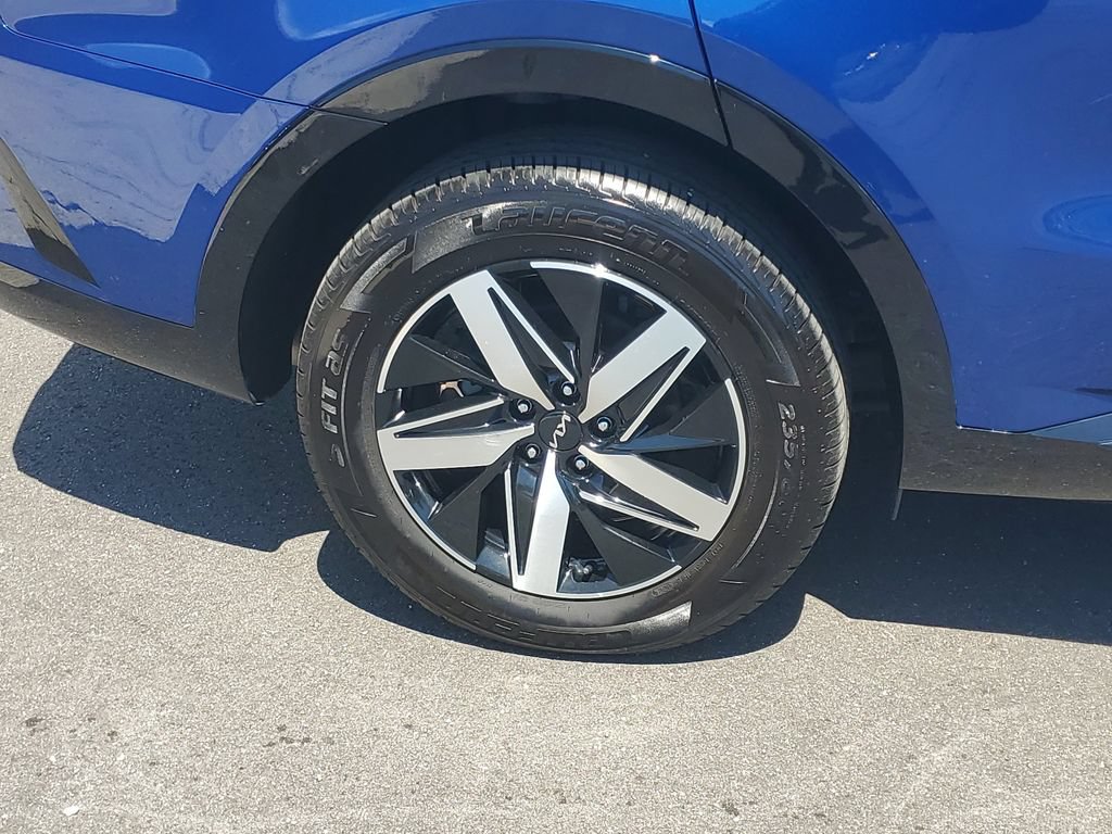 Used 2022 Kia Sorento S FWD image 8
