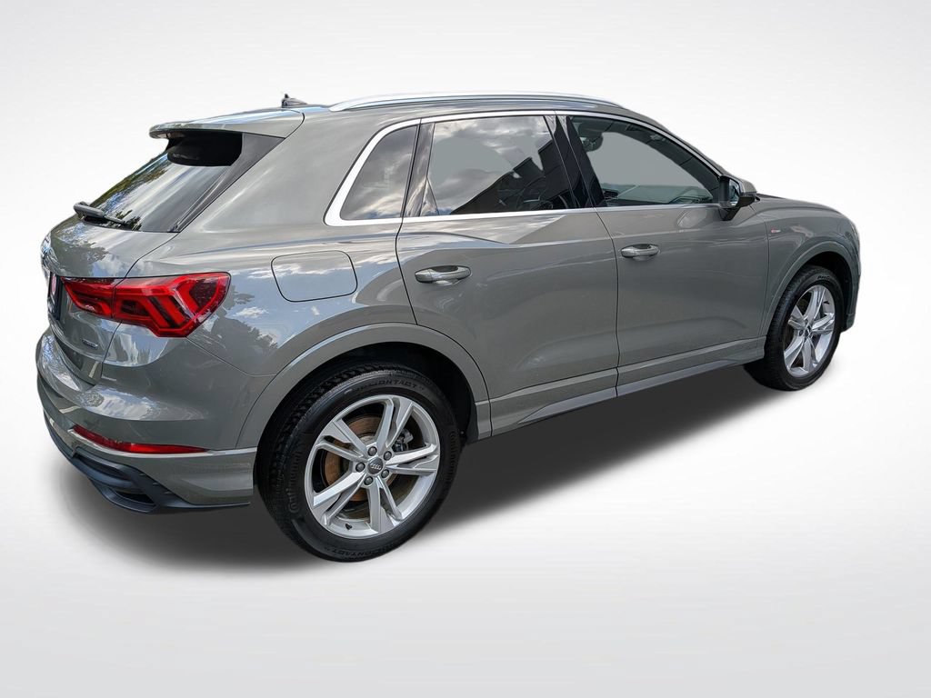 Used 2020 Audi Q3 2.0T Premium Plus w/ Premium Plus Package AWD/4WD image 3