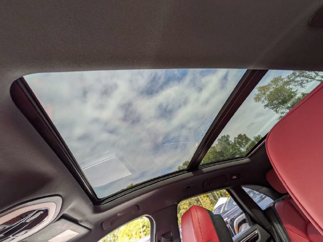 Used 2020 Porsche Macan S AWD/4WD image 20
