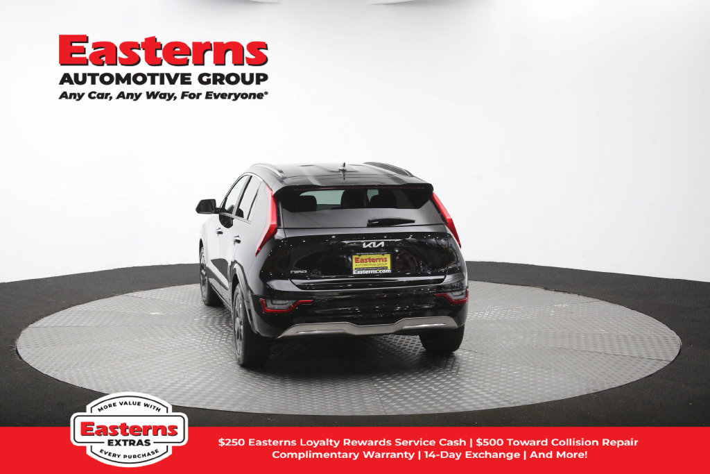 Used 2023 Kia Niro Wave w/ Wave Preserve Package FWD image 41