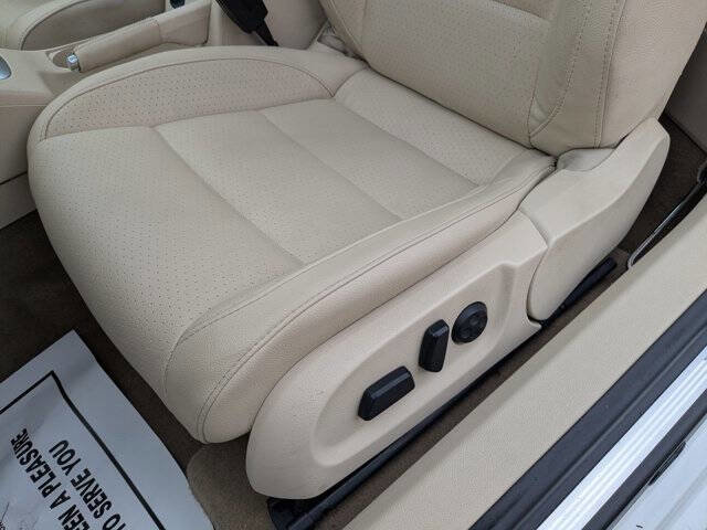 Used 2013 Volkswagen Eos Komfort image 15