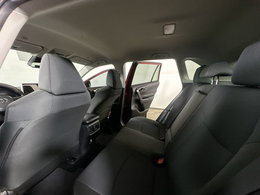 Used 2025 Toyota RAV4 LE FWD image 15