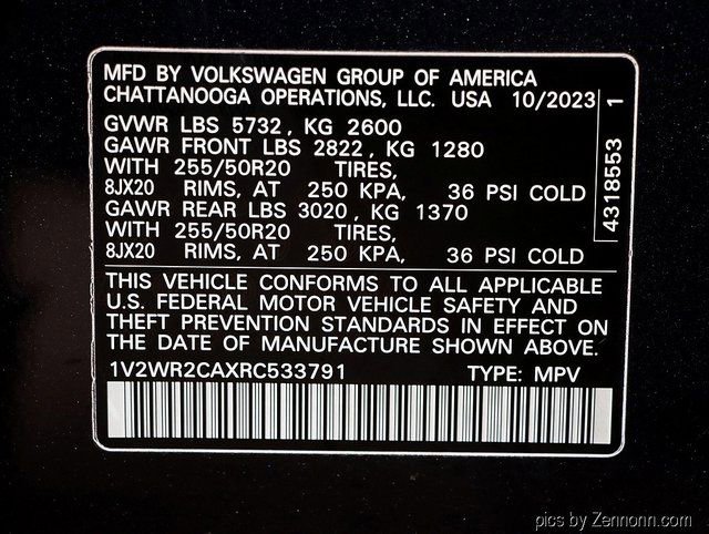 Used 2024 Volkswagen Atlas SE image 32