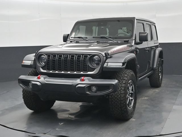 Used 2024 Jeep Wrangler Unlimited Rubicon w/ Technology Group AWD/4WD image 36