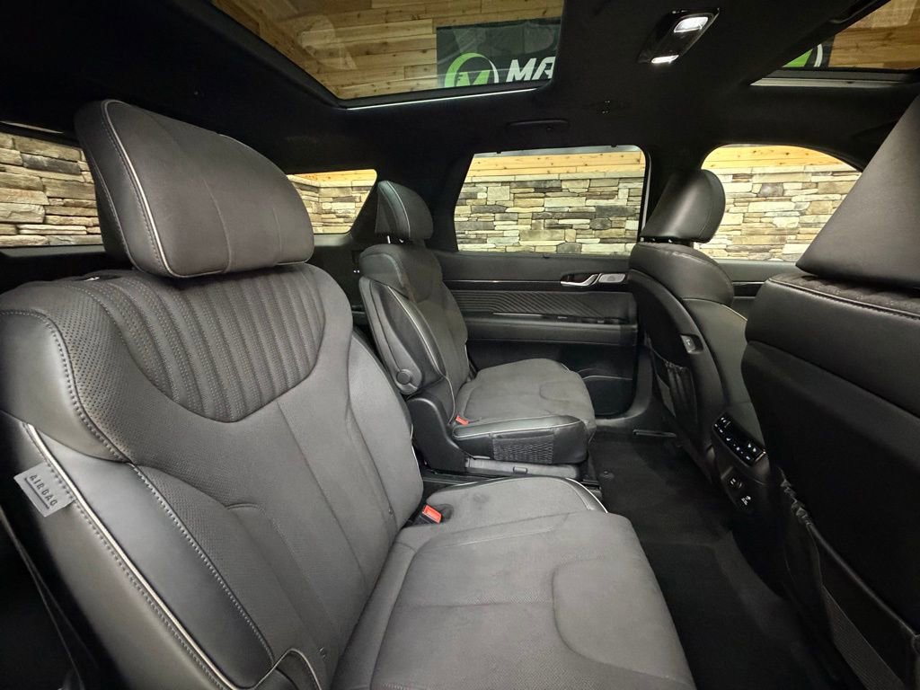 Certified 2025 Hyundai Palisade Calligraphy image 33