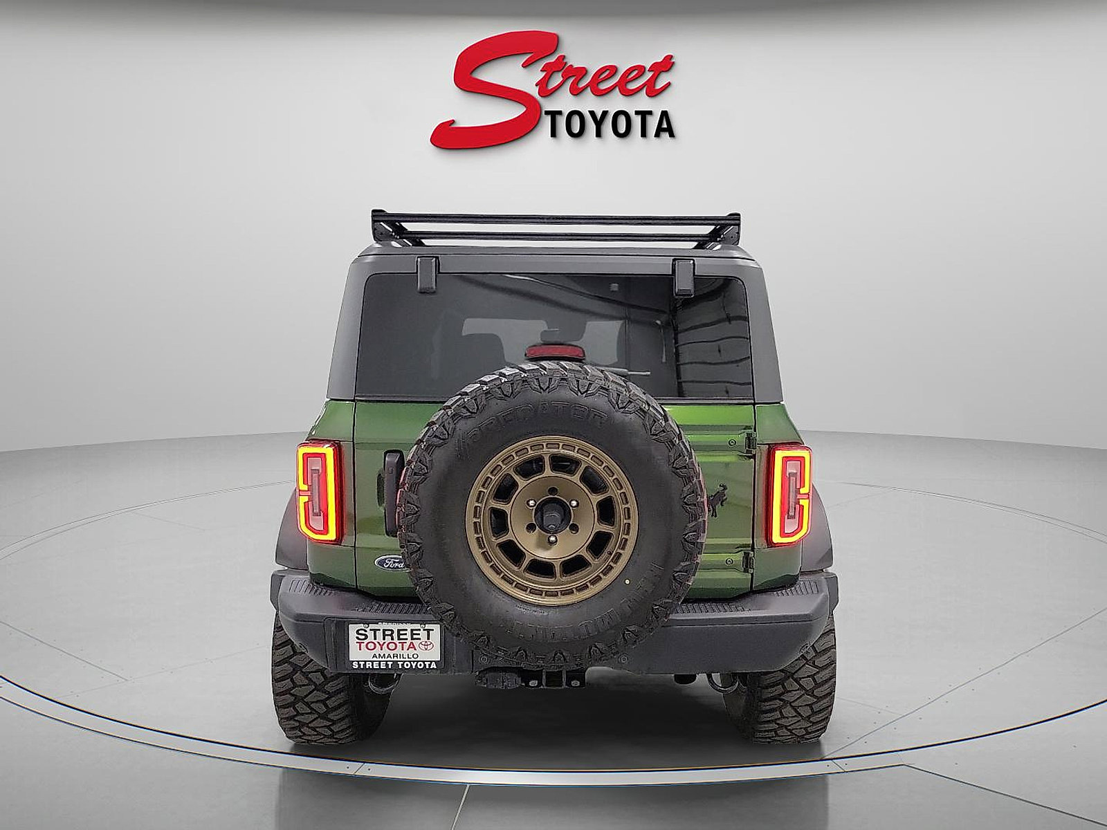 Used 2023 Ford Bronco Badlands image 3