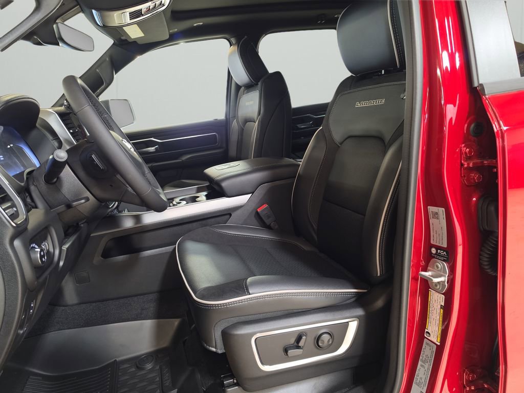 New 2026 RAM 1500 Laramie w/ Night Edition AWD/4WD image 11