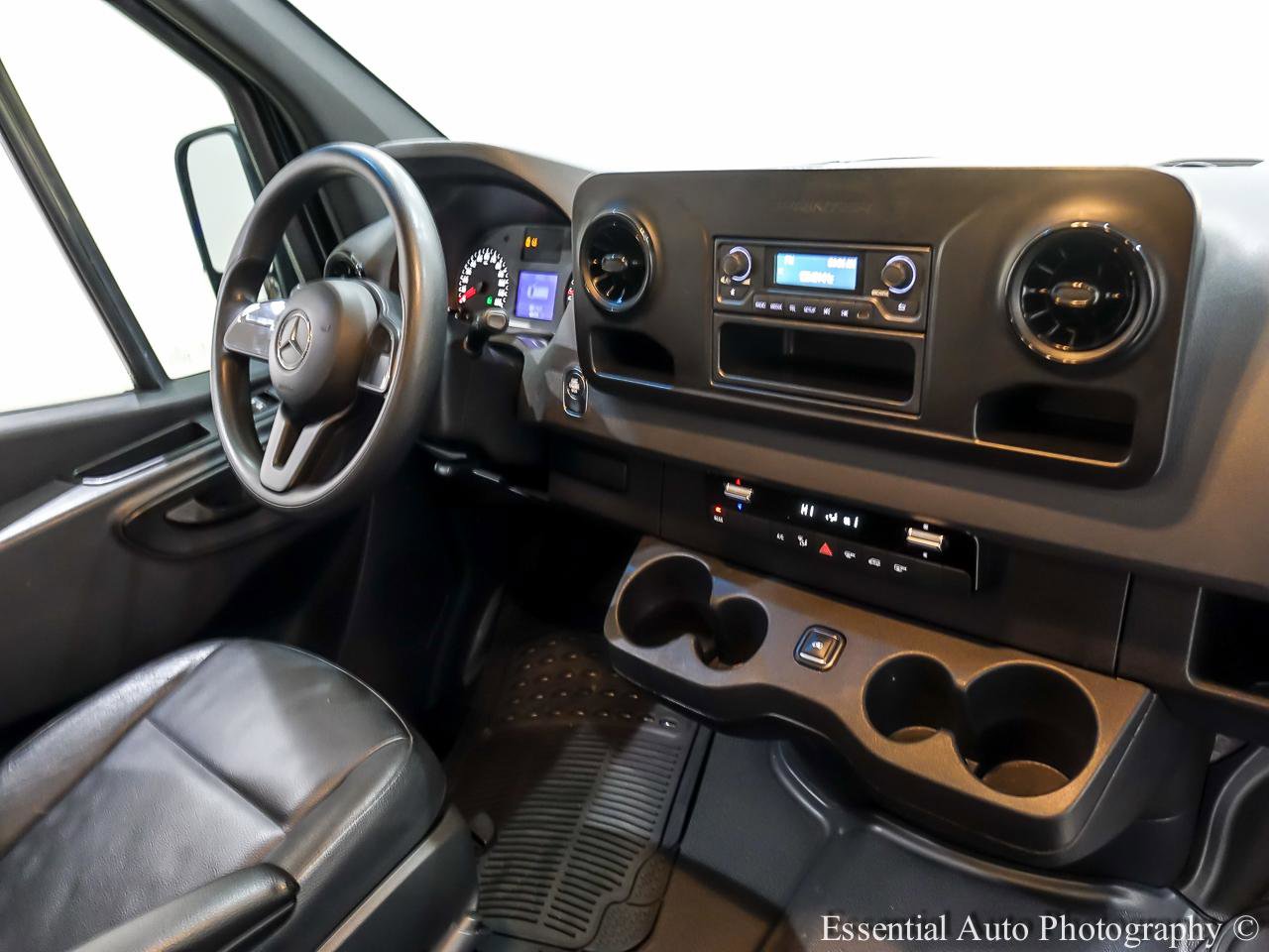 Used 2019 Mercedes-Benz Sprinter 2500 image 18