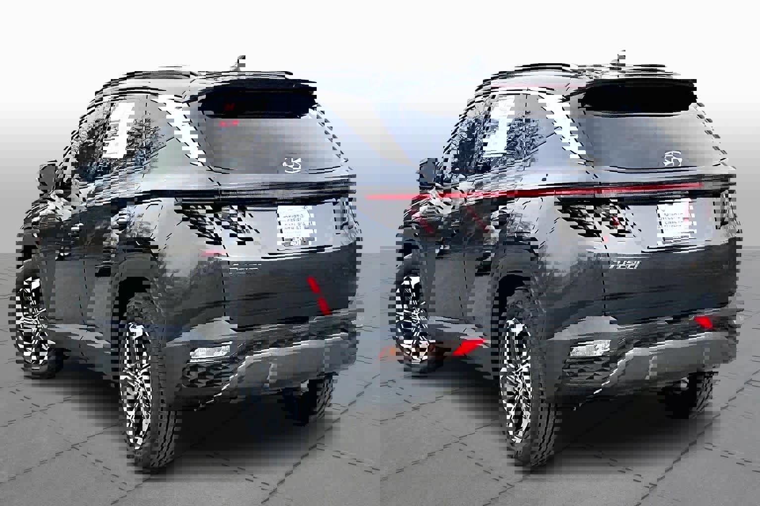 Used 2024 Hyundai Tucson Limited image 11